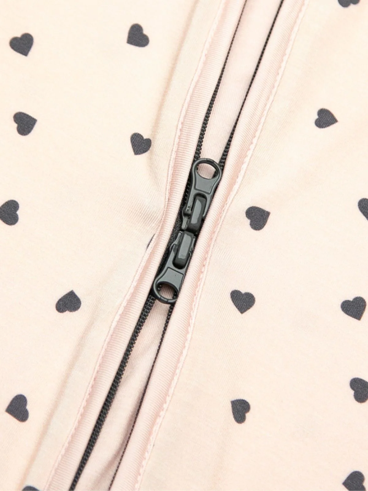 Mameluco con cierre Little Hearts Bamboo